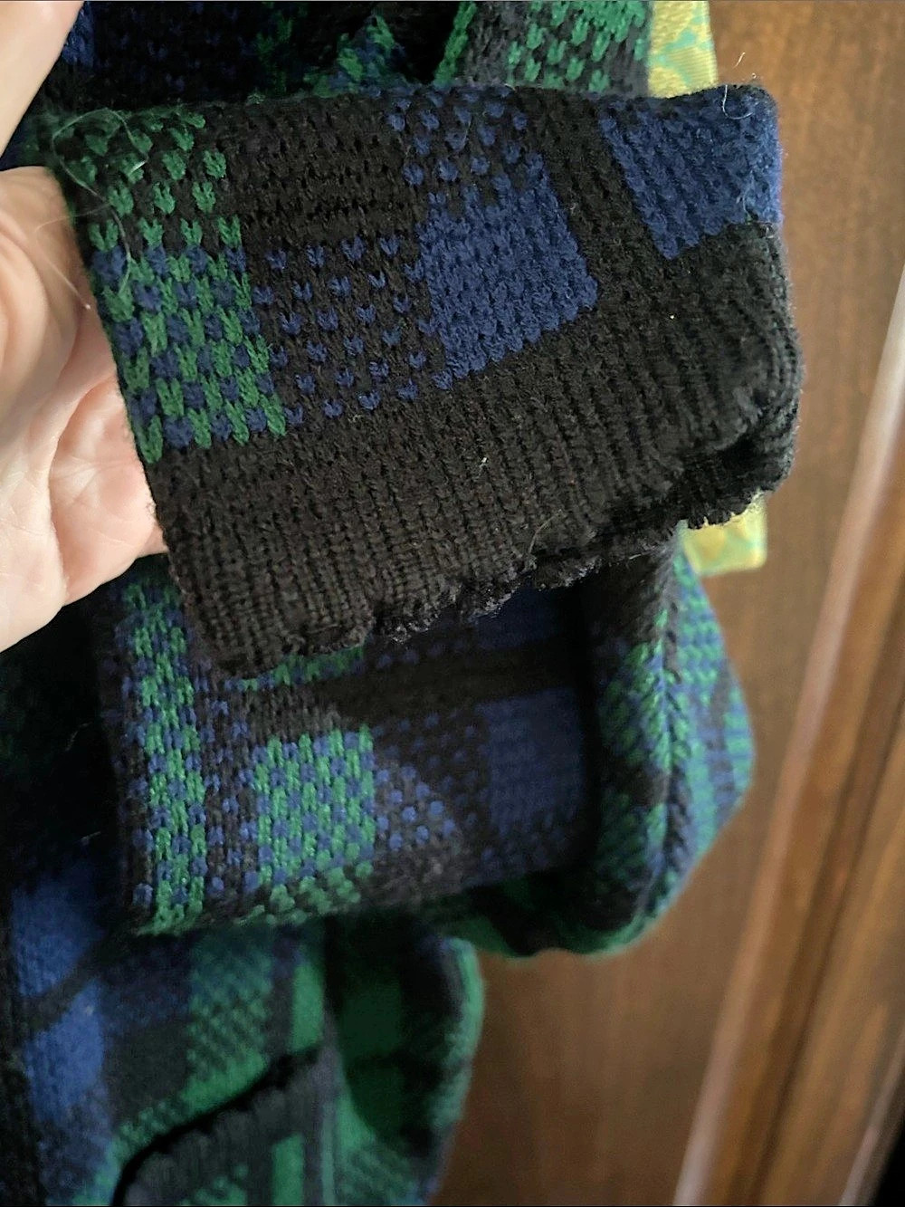 Tally-Ho Creation Sz S Blackwatch Tartan Plaid Cardigan in Green & Blue - Gold B - Picture 6 of 6